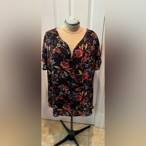 Women’s Plus Size 3X Floral Blouse